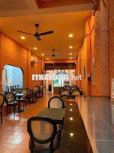 Cho thuê nhà mặt tiền Thành Thái, Quận 10 (dt 7x30m)
