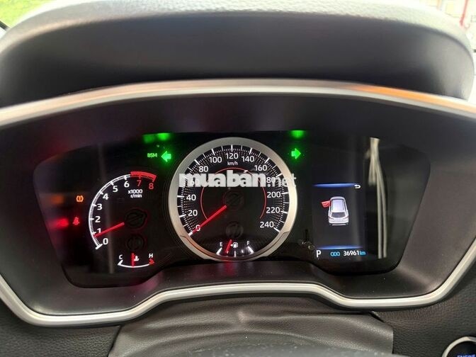Cross 1.8V 2021 | 36.922 km | HT Bank 70% | Còn TL