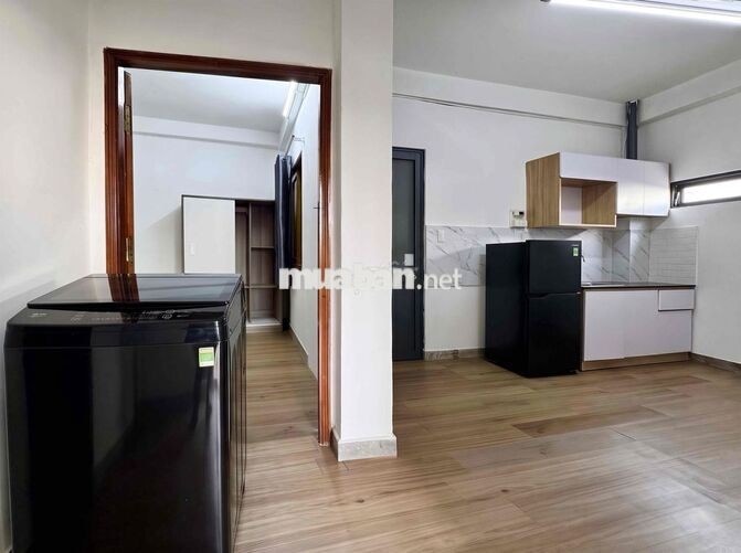 Căn hộ full nội thất có ban công lớn, máy giặt  TT quận 3 VX Dân Chủ