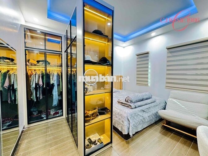 NHÀ XÂY MỚI ĐỘC LẬP 4T - NGANG ĐẸP - FULL NỘI THẤT TẠI MIẾU HAI XÃ