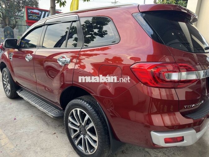 Ford Everest 2020 Titanium Đỏ, bảo hành xe 2027
