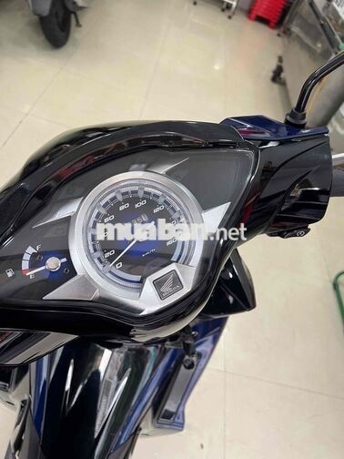 Honda Future 1300km màu Xanh