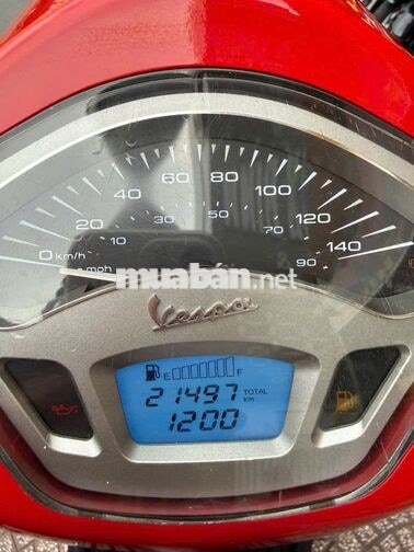 Piaggio Vespa 125cc 2015 bs 59e1-91552