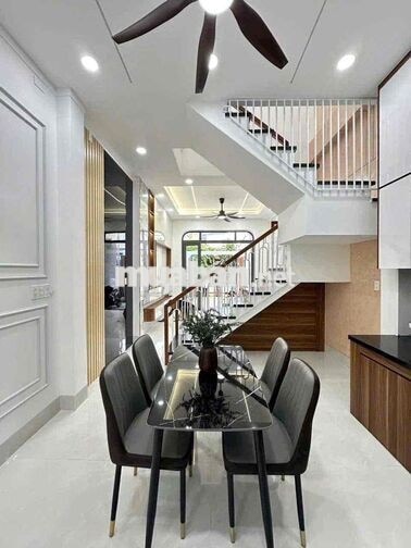 bán nhà 1 trệt 1 lầu p.tam hiệp
