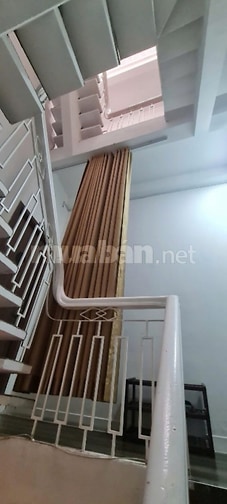 Chính chủ bán nhà Lê Thánh Tôn Q1 - Khu Phố Nhật nổi tiếng - 42,4m2 
