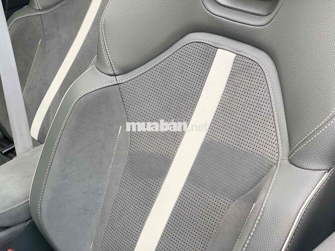 Skoda Kodiaq Sportline 7 chỗ Xám