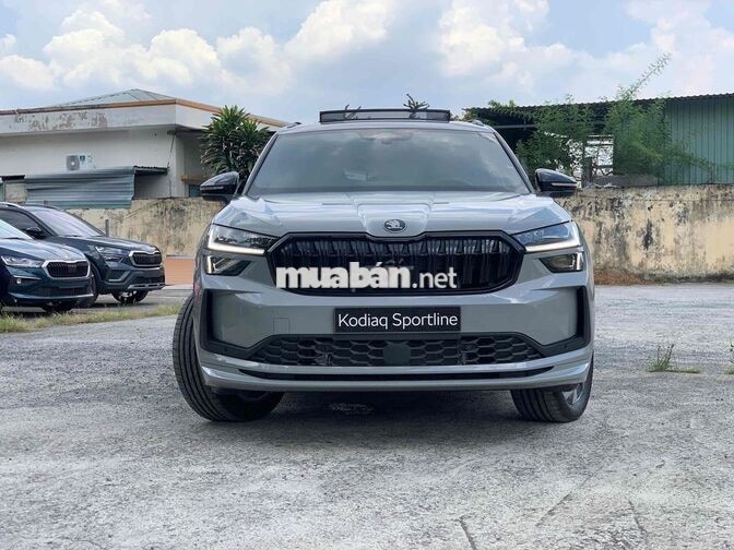 Skoda Kodiaq Sportline 7 chỗ Xám