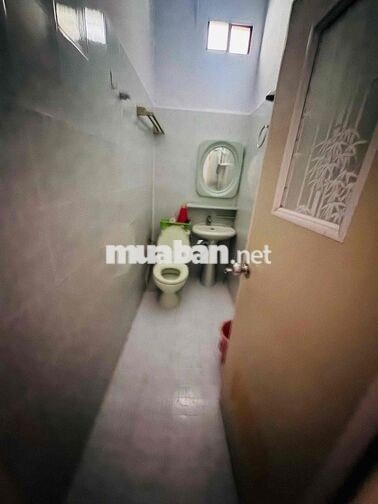 CHO THUÊ NHÀ PHỐ GÓC 2 MẶT TIỀN TRẦN HƯNG ĐẠO - BÊN CẠNH QUẬN 1. 55TR