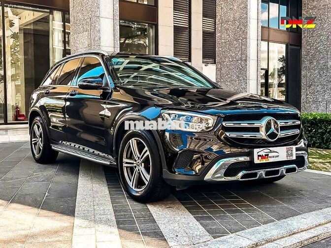 MERCEDES GLC200 Sport model 2021