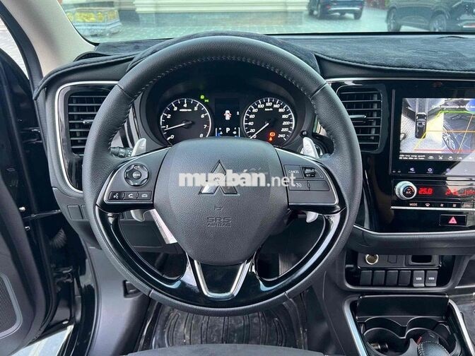 🍀🍀 Mitsubishi Outlander 2.0 CVT 24 siêu lướt