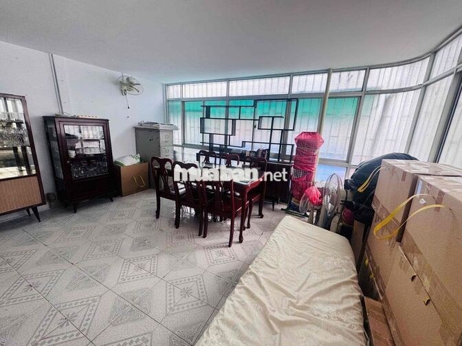 CHO THUÊ NHÀ PHỐ GÓC 2 MẶT TIỀN TRẦN HƯNG ĐẠO - BÊN CẠNH QUẬN 1. 55TR