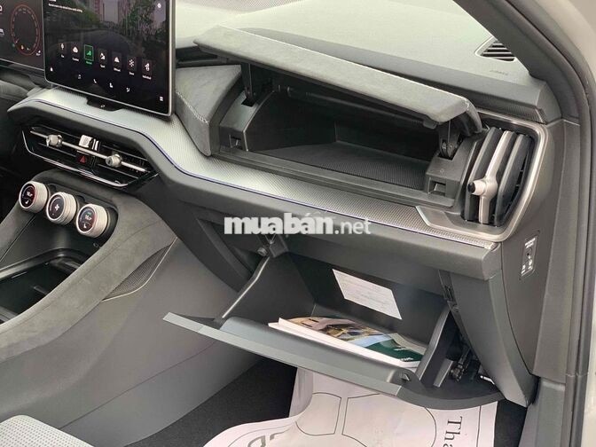 Skoda Kodiaq Sportline 7 chỗ Xám