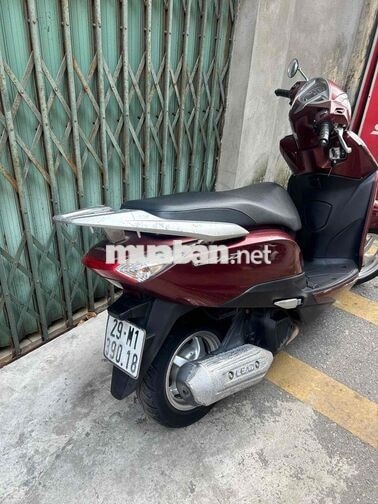 Honda Lead 125 màu Đỏ
