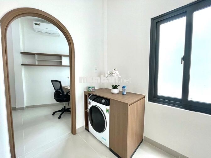 CHO THUÊ NHÀ MỚI 2 PHÒNG NGỦ CÓ BAN CÔNG BẮC NHA TRANG GIÁ 17 TRIỆU