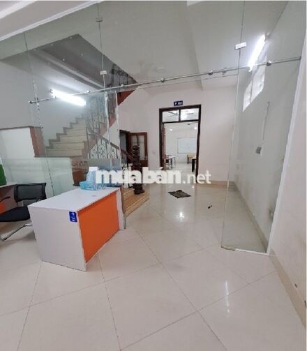 Cho thuê nhà LK phố Trần Kim Xuyến - 90m2 x 5T, MT 5m - Giá 45tr/tháng