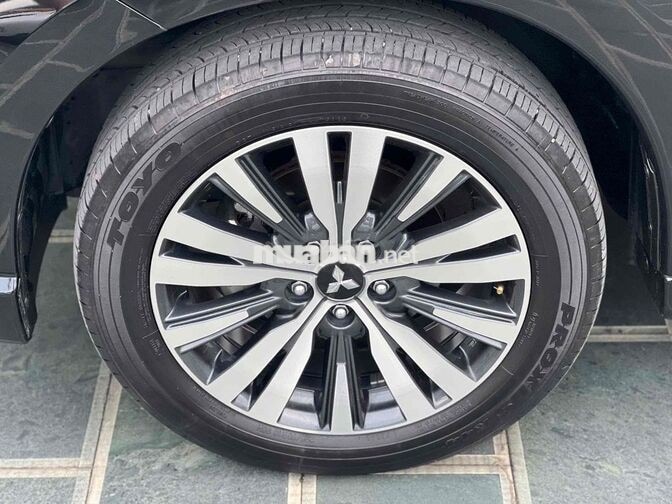 🍀🍀 Mitsubishi Outlander 2.0 CVT 24 siêu lướt