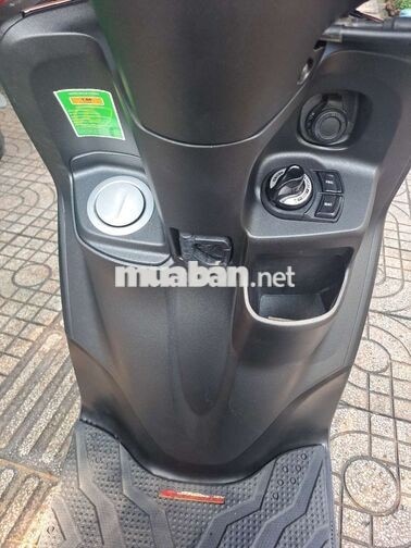YAMAHA GRANDE 2024 ABS SMARTKEY ĐEN NHÁM