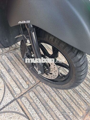 YAMAHA GRANDE 2024 ABS SMARTKEY ĐEN NHÁM