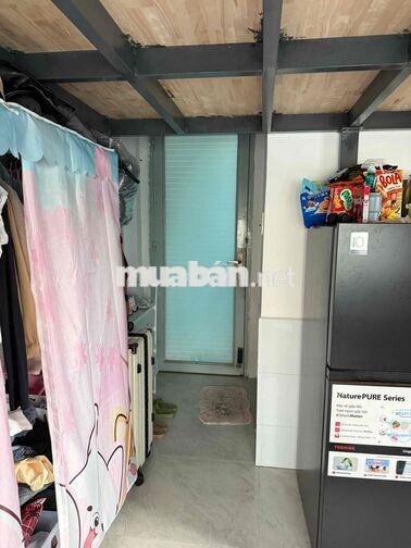 KIẾM NỮ Ở GHÉP QUẬN 10, GẦN TRUNG TÂM