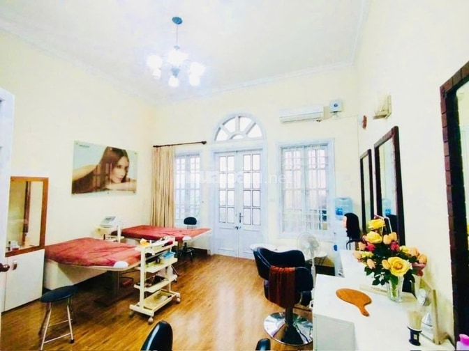 Bán nhà Nguyễn Phúc Lai sát phố mới La Thành, Dt 65m2, 4t, mt 5.1m.