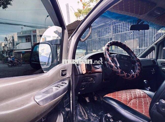 Hyundai Starex Van 6 chổ 800kg bán gấp