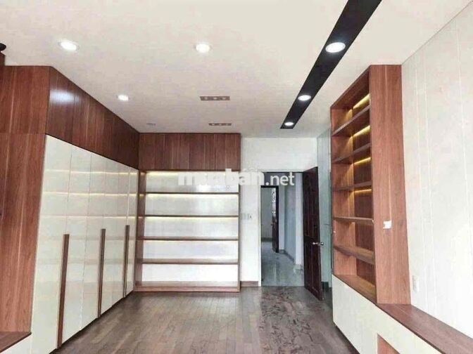 Cho thuê nhà mặt tiền Đường Số 33 P10 Q6