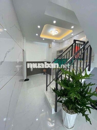 8tr5 nhà mới đẹp lò gốm p8 q6 2pn 2wc cọc 1 tháng