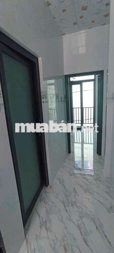 BÁN NHÀ TRỆT LẦU XÂY MỚI TRUNG TÂM THÀNH PHỐ CẦN THƠ 