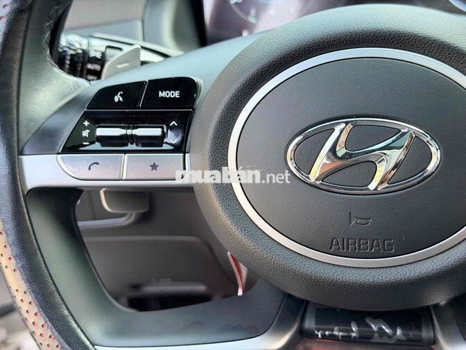 HUYNDAI TUCSSON 1.6TUBOR T10/24 SIÊU MỚI