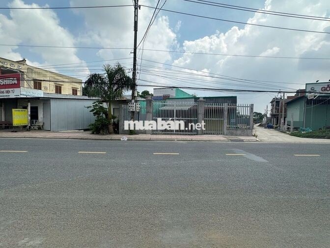 Cho thuê 750m2 đất 2 mặt tiền 835B trung tâm xã Phước Lý (mới)