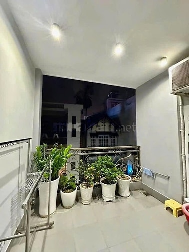 Đường Hoa Đào, phú nhuận nhà riêng (92.6m2) 2PN, Sẵn nội thất giá 14 t