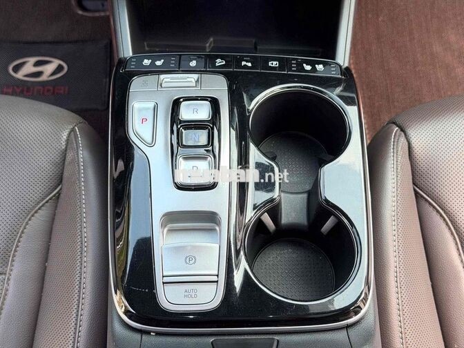 HUYNDAI TUCSSON 1.6TUBOR T10/24 SIÊU MỚI