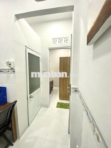 CHO THUÊ NHÀ NGUYÊN CĂN CẤP 4 FULL NỘI THẤT HẺM BẮC NHA TRANG GIÁ 10