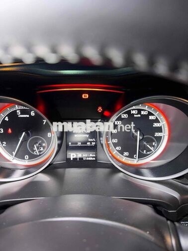 Suzuki Swift 2019 GLX 51.000 km đỏ