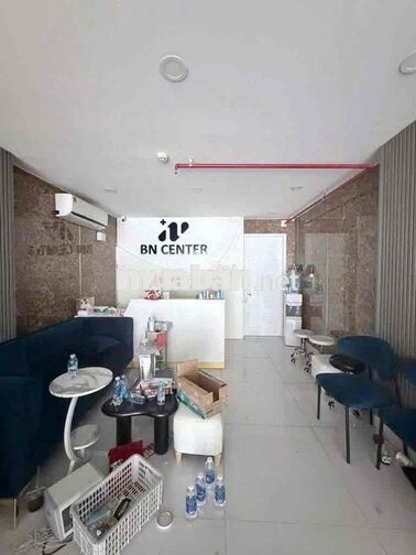 Cho thuê toà nhà mặt tiền 8 tầng Bình Thạnh chỉ 70tr
