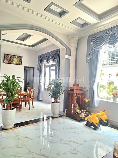 Bán Biệt thự KDC Đại Phúc 10x20m có Hầm +3 tầng lầu
