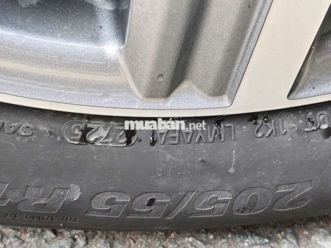 Hyundai Accent 2025 cao cấp 1.5AT,màu đỏ,13.000 km