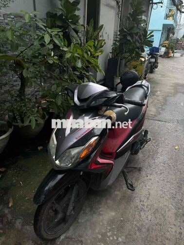 Yamaha Luvias GTX 125cc xám đen đỏ