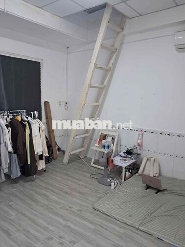 Phòng trọ sạch sẽ, máy lạnh thoáng mát Bình Thạnh