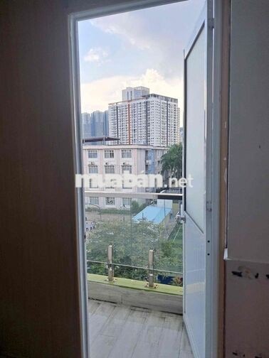 Phòng trọ sạch sẽ, máy lạnh thoáng mát Bình Thạnh
