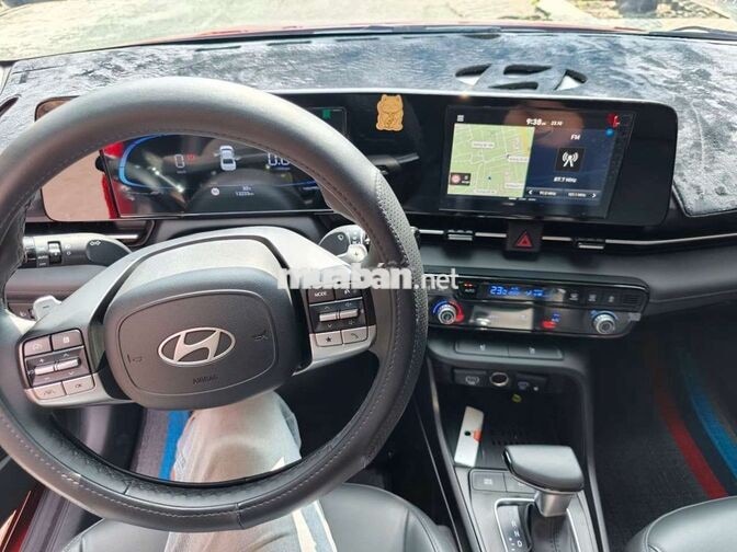 Hyundai Accent 2025 cao cấp 1.5AT,màu đỏ,13.000 km
