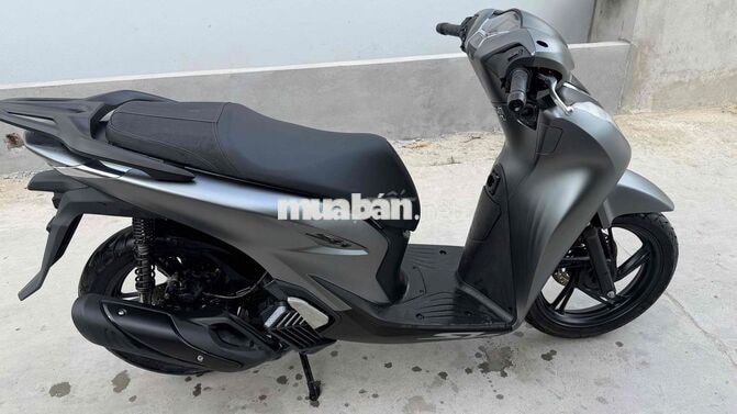 Honda SH 125 2022 màu xám titan