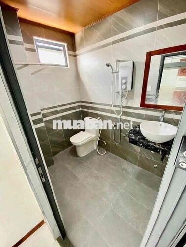 Phòng Nội Thất có gác ngay Phạm Đăng Giảng , BHH, Bình Tân