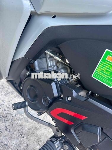 Yamaha Exciter 155 màu Xám vàng