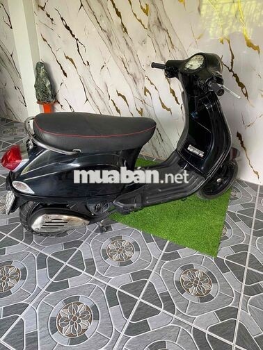 PIAGGIO VESPA 125CC MÀU ĐEN