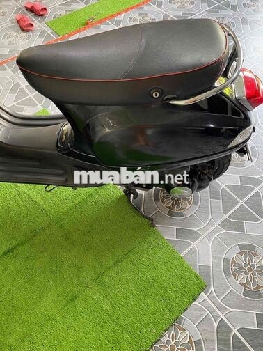 PIAGGIO VESPA 125CC MÀU ĐEN