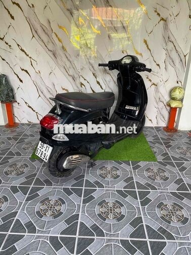 PIAGGIO VESPA 125CC MÀU ĐEN