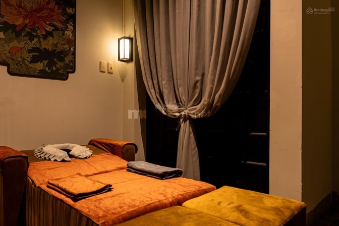 Sang nhượng Spa mặt tiền 522 Dương Quảng Hàm, Gò Vấp, 261m2 sàn