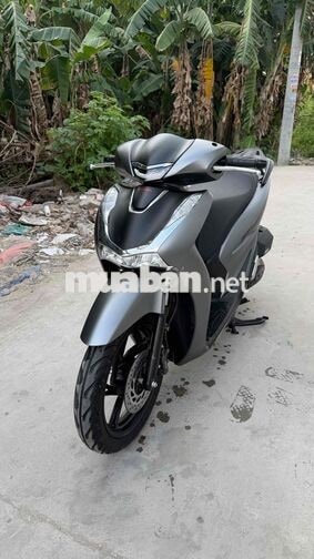 Honda SH 125 2022 màu xám titan