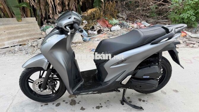 Honda SH 125 2022 màu xám titan